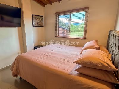 Apartamento de 2 alcobas en venta en Loma De Los Parra, Medellín, 83 m² · foto 13 de 20