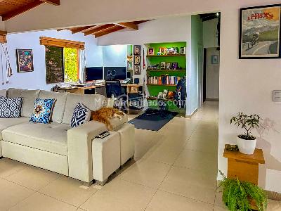 Apartamento de 2 alcobas en venta en Loma De Los Parra, Medellín, 83 m² · foto 16 de 20