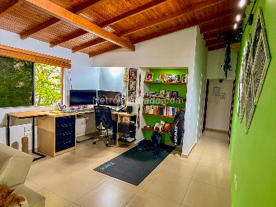 Apartamento de 2 alcobas en venta en Loma De Los Parra, Medellín, 83 m² · foto 17 de 20