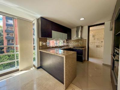 Apartamento de 3 alcobas en venta en Santa Maria De Los Angeles, Medellín, 134 m² · foto 4 de 20