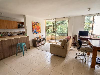 Apartamento de 3 alcobas en venta en La Paz, Envigado, 66 m² · foto 1 de 20