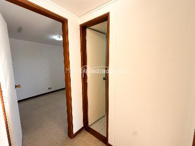 Apartamento de 2 alcobas en arriendo en Patio Bonito, Medellín, 65 m² · foto 10 de 20