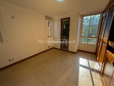 Apartamento de 2 alcobas en arriendo en Patio Bonito, Medellín, 65 m² · foto 13 de 20