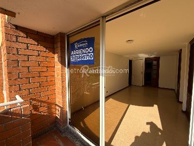Apartamento de 2 alcobas en arriendo en Patio Bonito, Medellín, 65 m² · foto 4 de 20