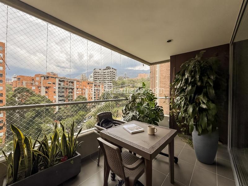 Apartamento en Arriendo, Loma Benedictinos, Envigado