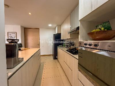 Apartamento de 3 alcobas en arriendo en Loma Benedictinos, Envigado, 123 m² · foto 7 de 20