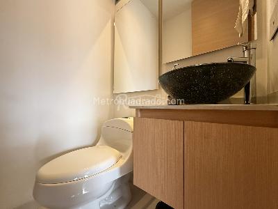 Apartamento de 3 alcobas en arriendo en Loma Benedictinos, Envigado, 123 m² · foto 13 de 20