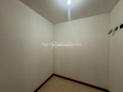 Casa de 3 alcobas en arriendo en Bosques De Zuñiga, Envigado, 400 m² · foto 12 de 20