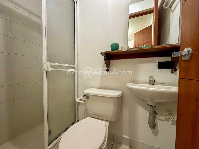 Casa de 3 alcobas en arriendo en Bosques De Zuñiga, Envigado, 400 m² · foto 13 de 20