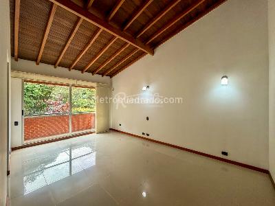 Casa de 3 alcobas en arriendo en Bosques De Zuñiga, Envigado, 400 m² · foto 14 de 20