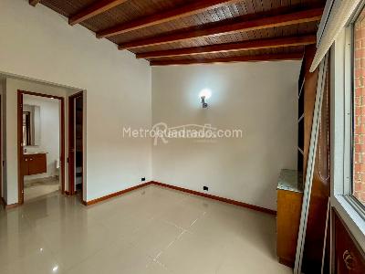 Casa de 3 alcobas en arriendo en Bosques De Zuñiga, Envigado, 400 m² · foto 19 de 20