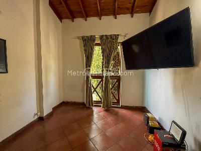 Casa de 3 alcobas en venta en Loma Del Escobero, Envigado, 127 m² · foto 13 de 20