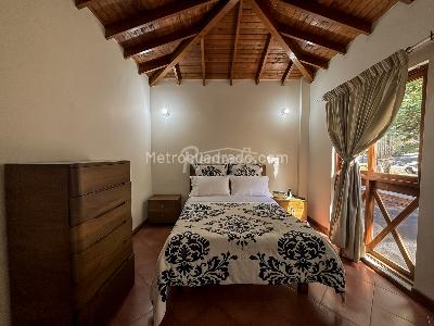 Casa de 3 alcobas en venta en Loma Del Escobero, Envigado, 127 m² · foto 17 de 20