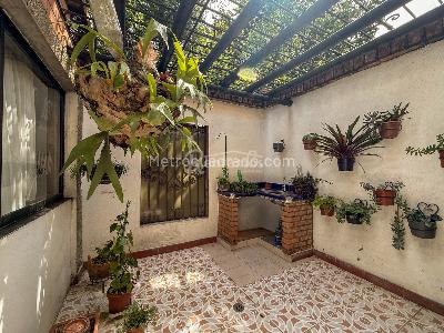 Casa de 3 alcobas en venta en Loma Del Escobero, Envigado, 127 m² · foto 7 de 20