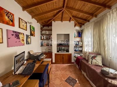 Casa de 3 alcobas en venta en Loma Del Escobero, Envigado, 127 m² · foto 9 de 20