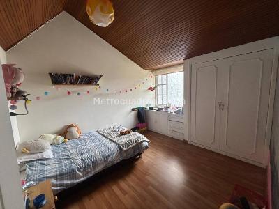 Casa de 4 alcobas en venta en La Floresta Norte, Bogotá, 180 m² · foto 17 de 20