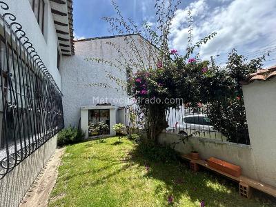 Casa de 4 alcobas en venta en La Floresta Norte, Bogotá, 180 m² · foto 3 de 20