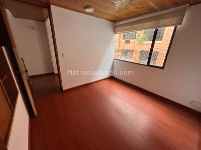 Casa de 3 alcobas en venta en San Patricio, Bogotá, 180 m² · foto 12 de 20