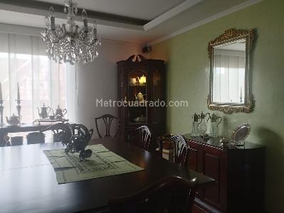 Apartamento de 3 alcobas en venta en Chico, Bogotá, 184 m² · foto 8 de 18