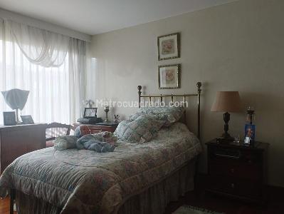 Apartamento de 3 alcobas en venta en Chico, Bogotá, 184 m² · foto 11 de 18