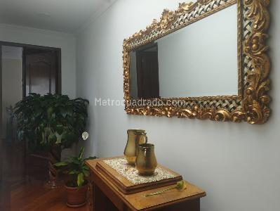 Apartamento de 3 alcobas en venta en Chico, Bogotá, 184 m² · foto 10 de 18