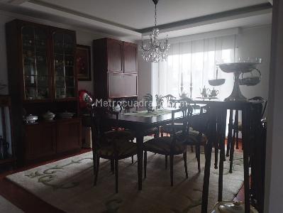 Apartamento de 3 alcobas en venta en Chico, Bogotá, 184 m² · foto 7 de 18