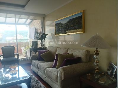 Apartamento de 3 alcobas en venta en Chico, Bogotá, 184 m² · foto 4 de 18