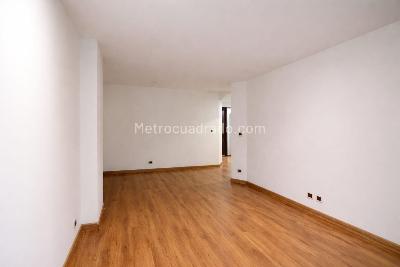 Apartamento de 1 alcoba en arriendo en Los Rosales, Bogotá, 50 m² · foto 6 de 11