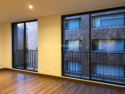 Apartamento en venta en La Carolina, Bogotá · foto 3 de 6
