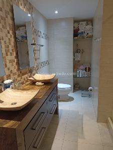 Apartamento de 2 alcobas en venta en Chico, Bogotá, 209 m² · foto 19 de 20