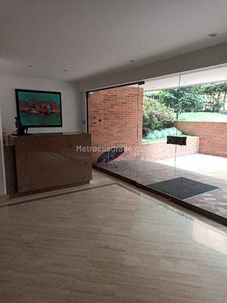 Piso – Bogotá, Chicó Lago - Vista 2