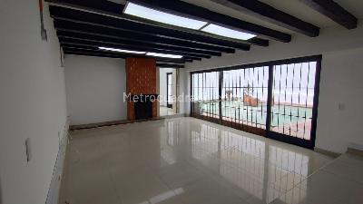 Casa de 3 alcobas en venta en Molinos Norte, Bogotá, 400 m² · foto 9 de 20