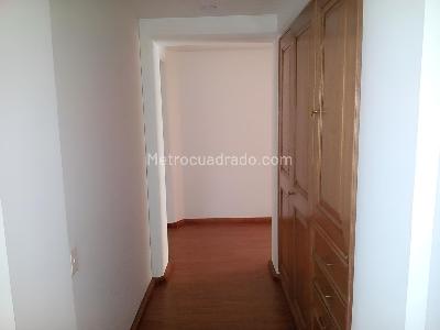 Apartamento en venta en La Carolina, Bogotá · foto 7 de 15