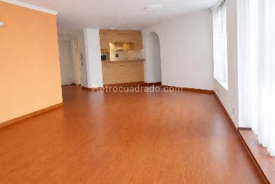 Apartamento en venta en La Carolina, Bogotá · foto 3 de 15