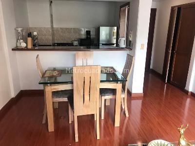 Apartamento de 1 alcoba en arriendo en Altos De Chico, Bogotá, 38 m² · foto 3 de 7