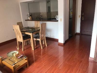 Apartamento de 1 alcoba en arriendo en Altos De Chico, Bogotá, 38 m² · foto 5 de 7