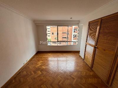 Apartamento de 4 alcobas en venta en La Pilarica, Medellín, 216 m² · foto 11 de 20