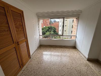 Apartamento de 4 alcobas en venta en La Pilarica, Medellín, 216 m² · foto 14 de 20