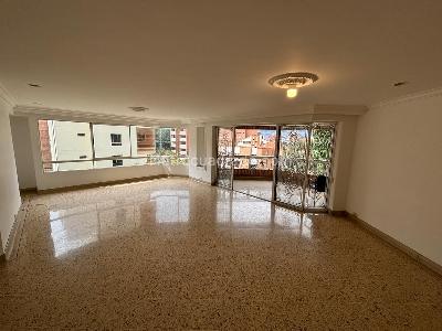 Apartamento de 4 alcobas en venta en La Pilarica, Medellín, 216 m² · foto 4 de 20