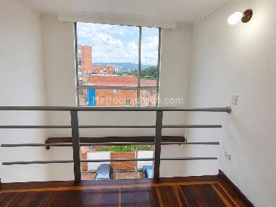Apartamento en venta en Portales Del Cerro, Bogotá · foto 9 de 19