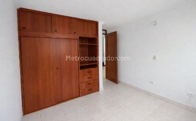Apartamento en venta en Portales Del Cerro, Bogotá · foto 3 de 19