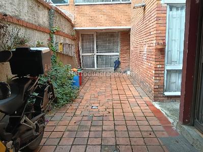 Casa de 5 alcobas en venta en Bulevar Las Villas, Bogotá, 320 m² · foto 8 de 14