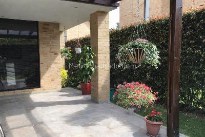 Casa de 3 alcobas en venta en Condominio Bosque Madero, Cajicá, 230 m² · foto 3 de 11