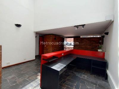 Casa de 3 alcobas en venta en Chico Norte Ii, Bogotá, 238 m² · foto 2 de 11
