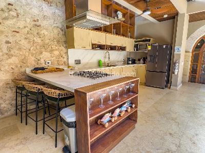 Casa de 4 alcobas en venta en El Centro, Cartagena, 496 m² · foto 3 de 20