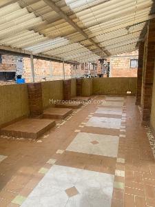 Apartamento de 3 alcobas en arriendo en San Jose Sur, Bogotá, 64 m² · foto 4 de 8