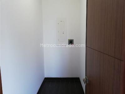 Apartamento de 3 alcobas en venta en Chico, Bogotá, 277 m² · foto 17 de 20