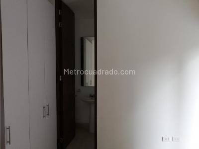 Apartamento de 3 alcobas en venta en Chico, Bogotá, 277 m² · foto 18 de 20