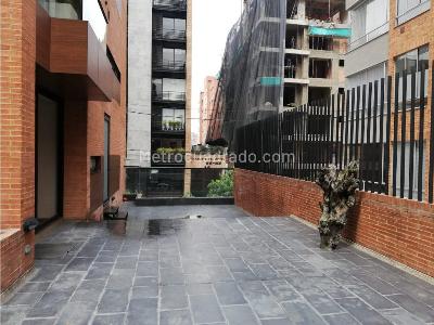Apartamento de 3 alcobas en venta en Chico, Bogotá, 277 m² · foto 2 de 20