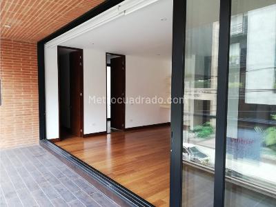 Apartamento de 3 alcobas en venta en Chico, Bogotá, 277 m² · foto 5 de 20